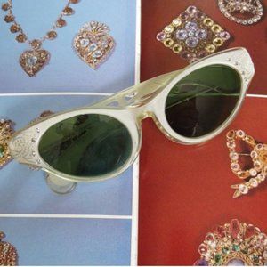 50s 1950s vintage sunglasses cat eye pearly white